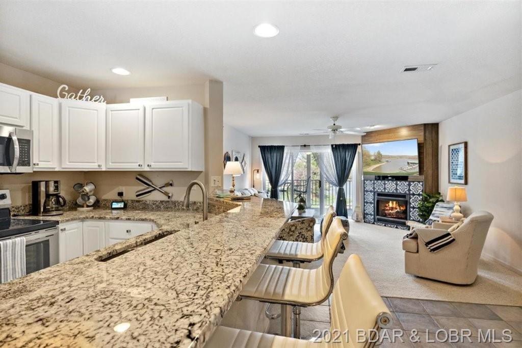 Family Fun Lakefront Condo At Parkview Bay Osage Beach Exterior photo